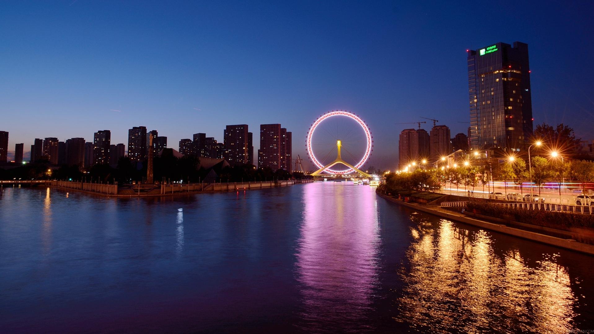 天津，城市发展的典范与双重挑战